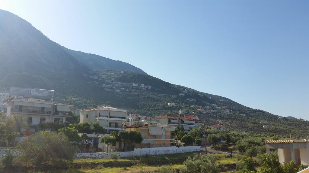 Studio Holiday Kalamata Lägenhet Exteriör bild