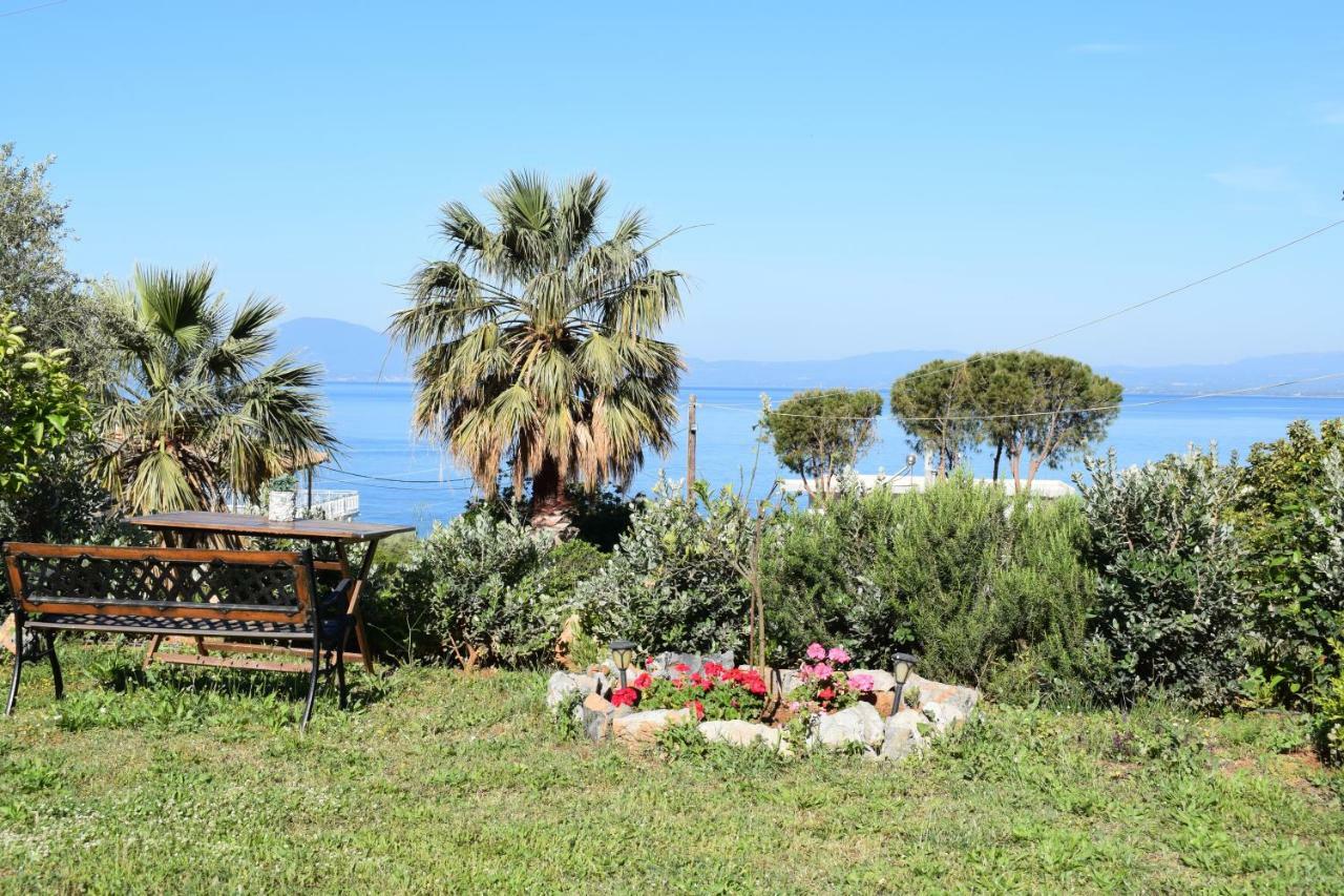 Studio Holiday Kalamata Lägenhet Exteriör bild